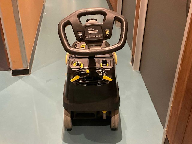 Kärcher br35/12 c bp schrob/zuigmachine - afbeelding 4 van  6