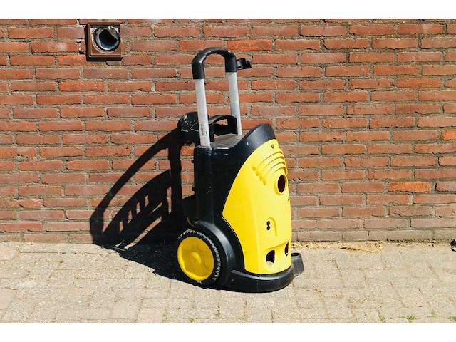Kärcher commercial hd9-20-4m hogedrukreiniger - afbeelding 2 van  3