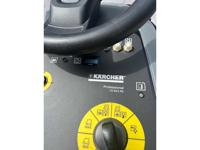 Kärcher cv60/2 rs zelfrijdende veegmachine - afbeelding 6 van  7