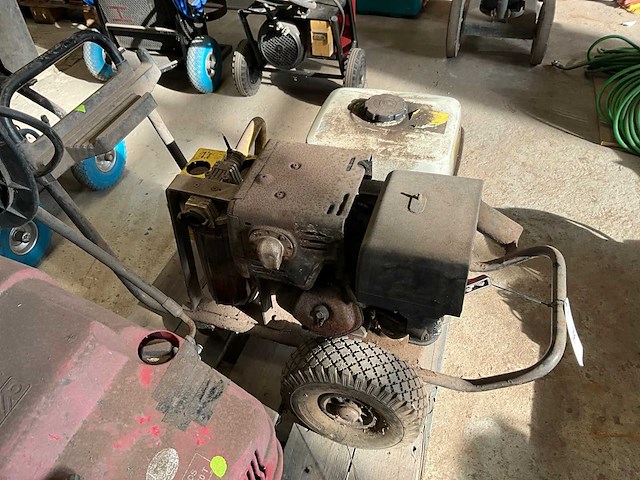 Kärcher hd1040 b hogedrukreiniger - afbeelding 4 van  6