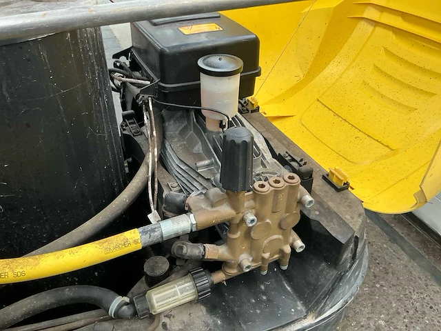 Kärcher hds 10-20-4m professional warmwaterhogedrukreiniger - afbeelding 8 van  9