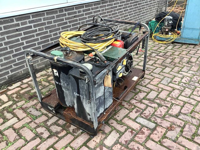Karcher hds1200de hogedrukreiniger - afbeelding 2 van  7