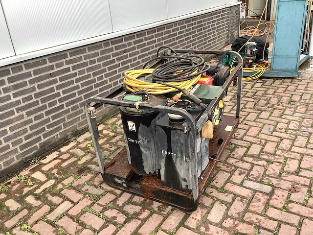 Karcher hds1200de hogedrukreiniger - afbeelding 5 van  7