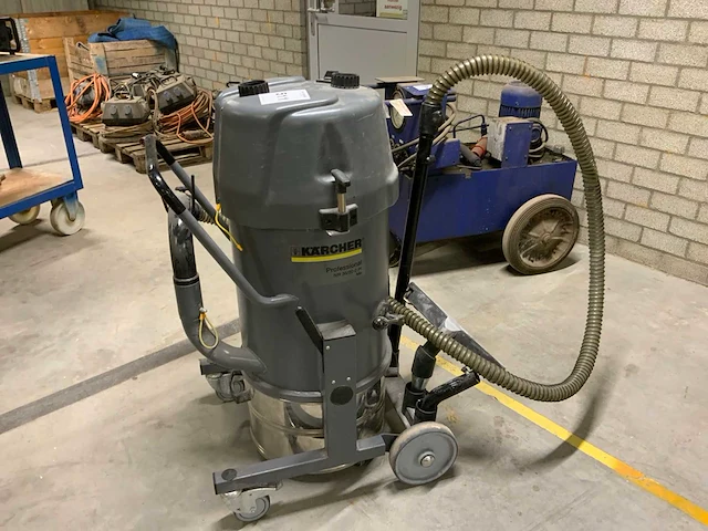 Kärcher ivr 35/20-2 pf industriële stofzuiger - afbeelding 1 van  6