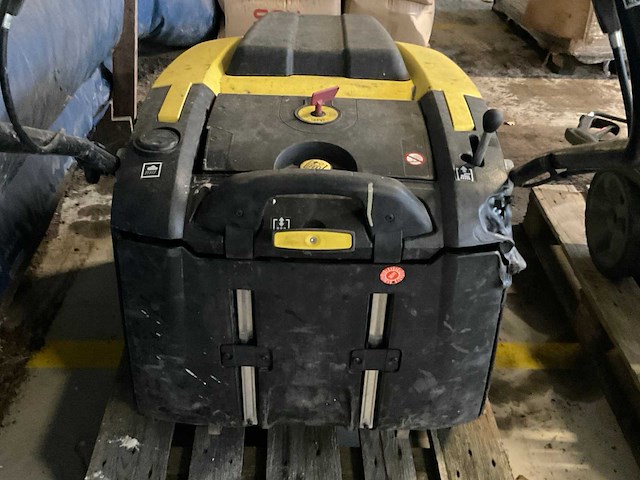 Kärcher km 75/40w veegmachine - afbeelding 5 van  6