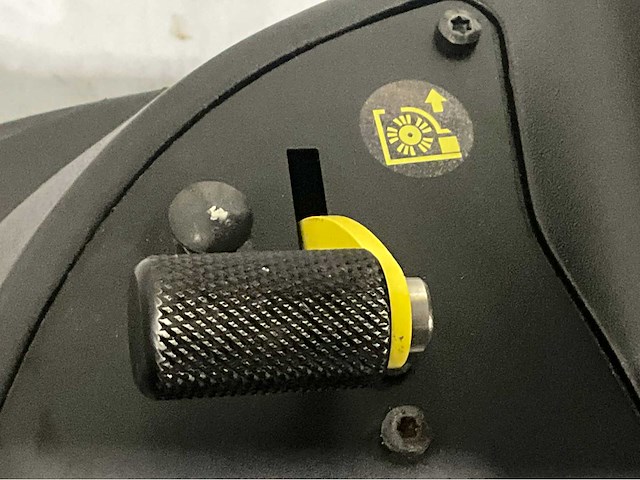 Karcher km 90/60 r bp opzit veeg/zuigmachine accu’s 2025 - afbeelding 6 van  15