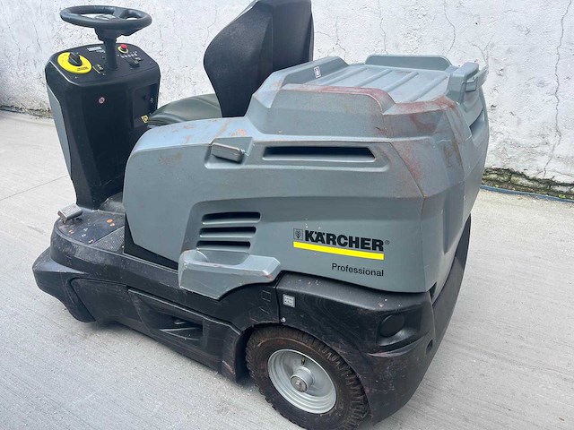 Kärcher km 90/60r zelfrijdende veegmachine - afbeelding 2 van  6