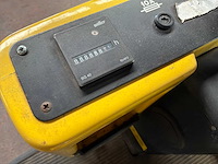 Kärcher kmr1200 zelfrijdende veegmachine - afbeelding 4 van  8