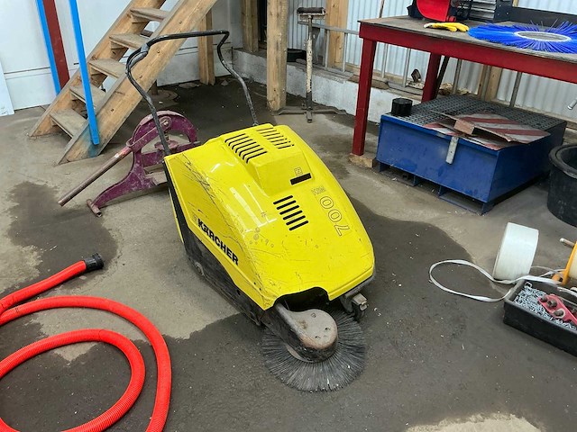 Kärcher ksm 700 b veegmachine - afbeelding 3 van  6