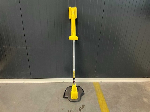 Kärcher ltr 18-25 battery kantemaaier - afbeelding 1 van  6