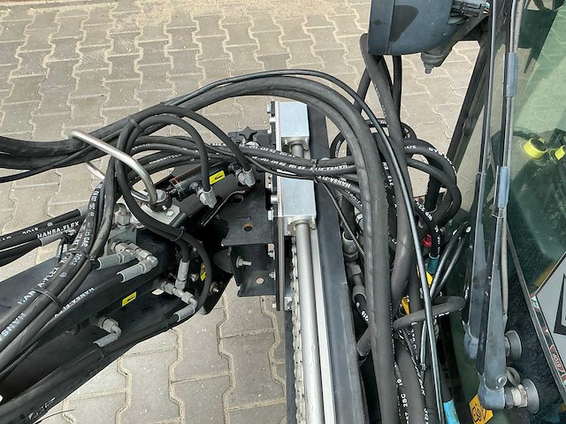 Karcher mc 130 sweeper, self driven - afbeelding 9 van  36