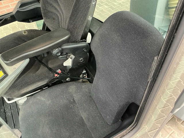 Karcher mc 130 sweeper, self driven - afbeelding 16 van  36