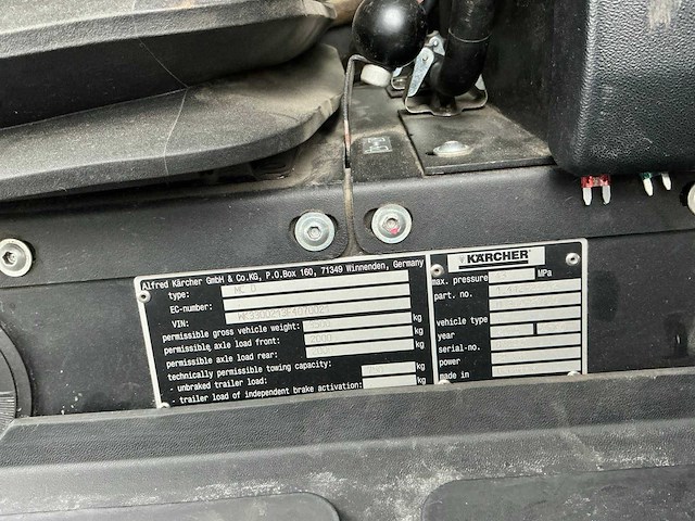Karcher mc 130 sweeper, self driven - afbeelding 29 van  36