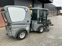 Karcher mc 130 sweeper, self driven - afbeelding 34 van  36