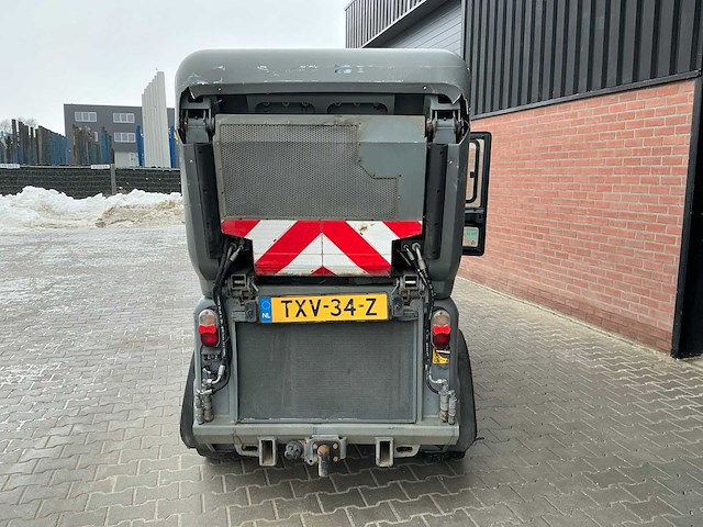 Karcher mc 130 sweeper, self driven - afbeelding 36 van  36