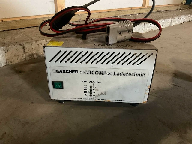 Kärcher micomp acculader - afbeelding 2 van  4
