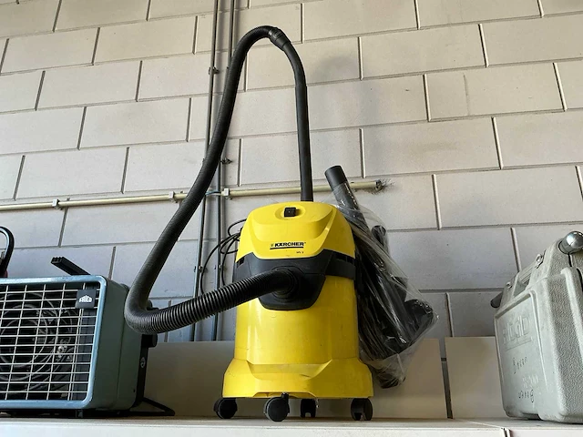 Karcher mv3 stofzuiger - afbeelding 1 van  2