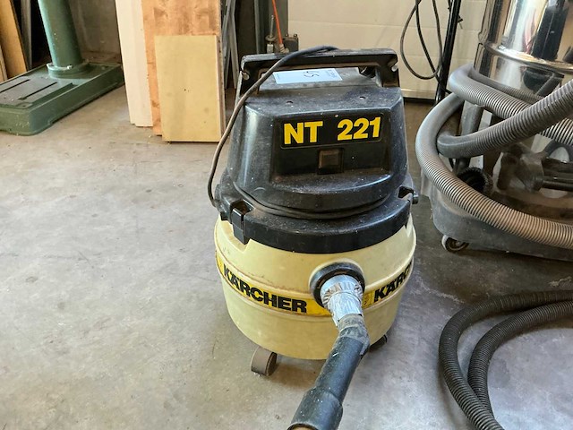 Karcher nt 221 industriële stofzuiger - afbeelding 1 van  3
