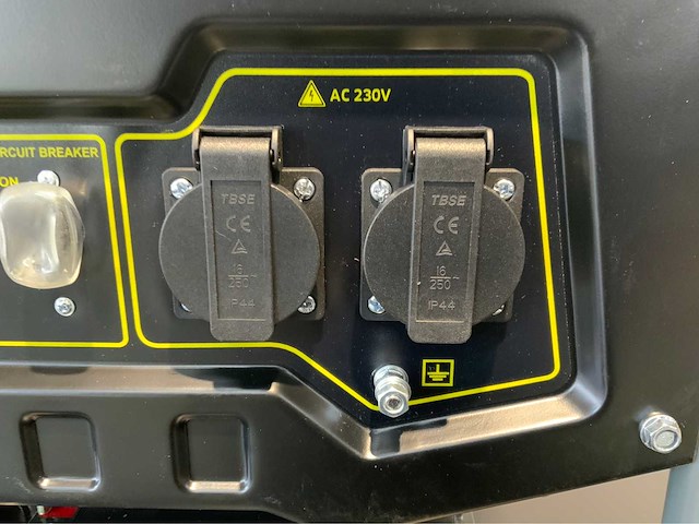 Karcher pgg 3/1 stroomgenerator - afbeelding 1 van  7