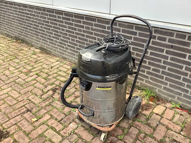 Karcher profesional nt75/2 industriële stofzuiger - afbeelding 1 van  2