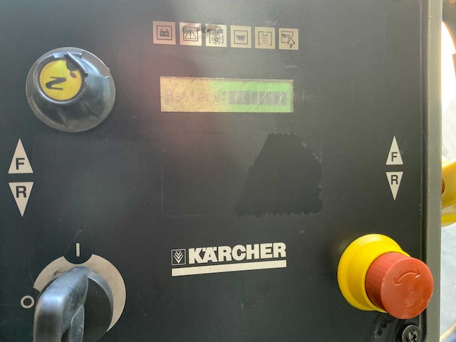 Kärcher professional bd55/60 zelfrijdende schrobmachine - afbeelding 5 van  8