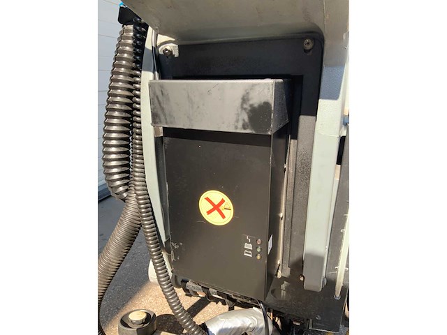 Kärcher professional bd55/60 zelfrijdende schrobmachine - afbeelding 8 van  8