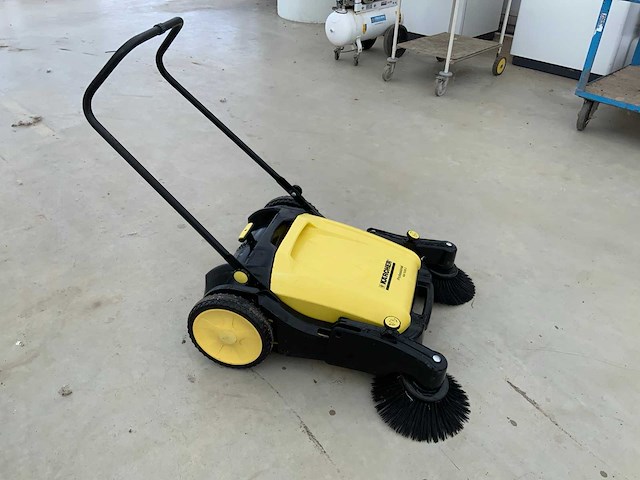 Kärcher professional km 70/20c veegmachine - afbeelding 7 van  9
