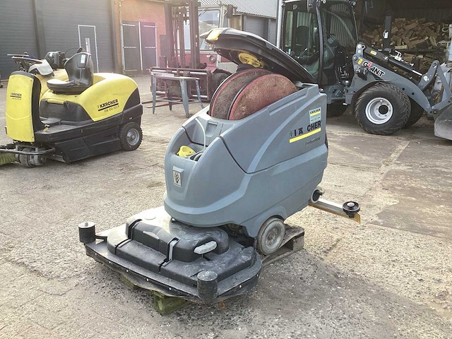 Kärcher professional vloerreiniger - afbeelding 1 van  6