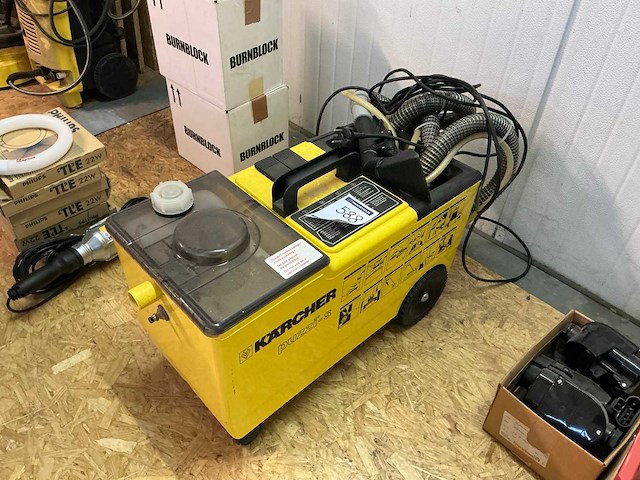 Kärcher puzzi-s tapijtreiniger - afbeelding 2 van  2