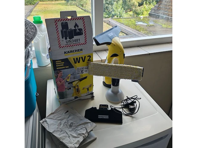 Kärcher ramenwasser, kärcher, wv2+n, geel - afbeelding 1 van  3