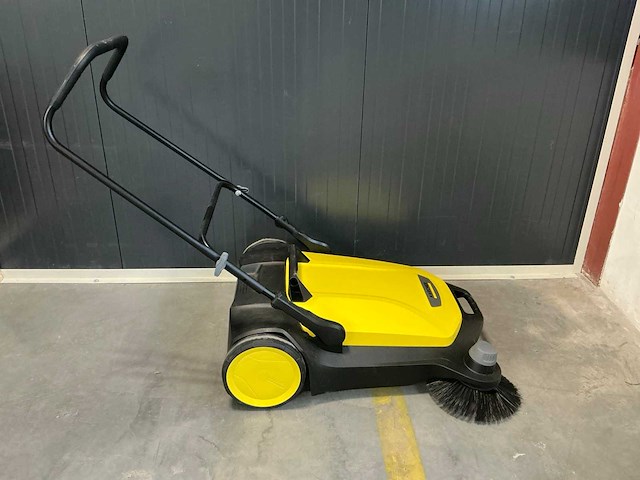 Kärcher s6 industriële veegmachine - afbeelding 1 van  6