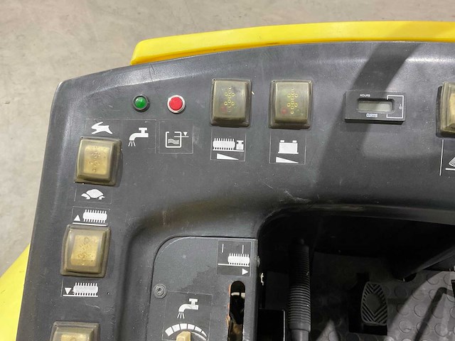 Kärcher veegmachine - afbeelding 2 van  17