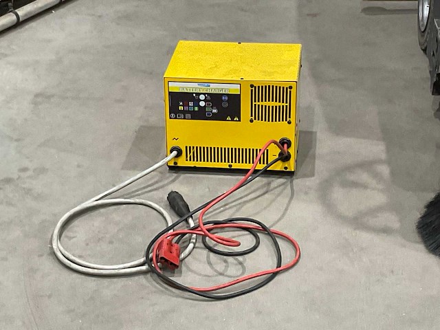 Kärcher veegmachine - afbeelding 9 van  17