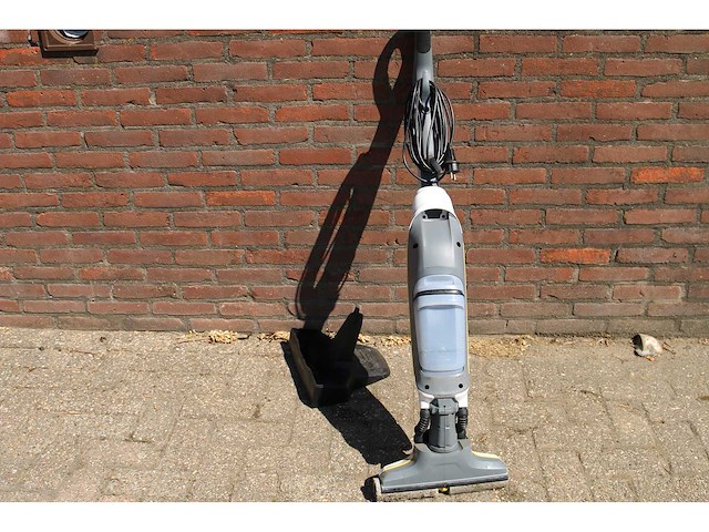 Kärcher vloerreiniger - afbeelding 4 van  4