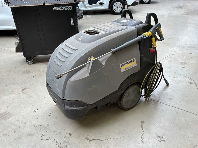 Karcher warmwaterhogedrukreiniger - afbeelding 1 van  15