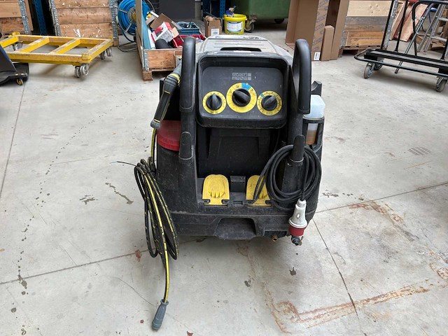 Karcher warmwaterhogedrukreiniger - afbeelding 11 van  15