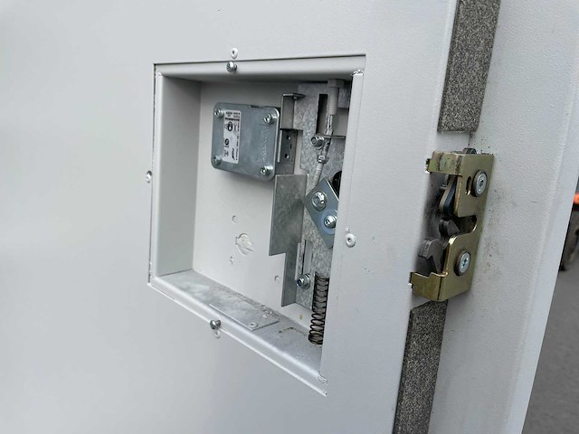 Kardex - p 352 - brandwerende kast - afbeelding 8 van  10
