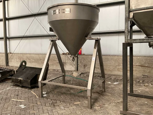 Karl schnell silo-trechter - afbeelding 1 van  6
