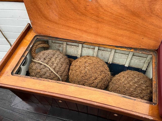 “karma” noorse spitsgat reddingsboot - afbeelding 19 van  54