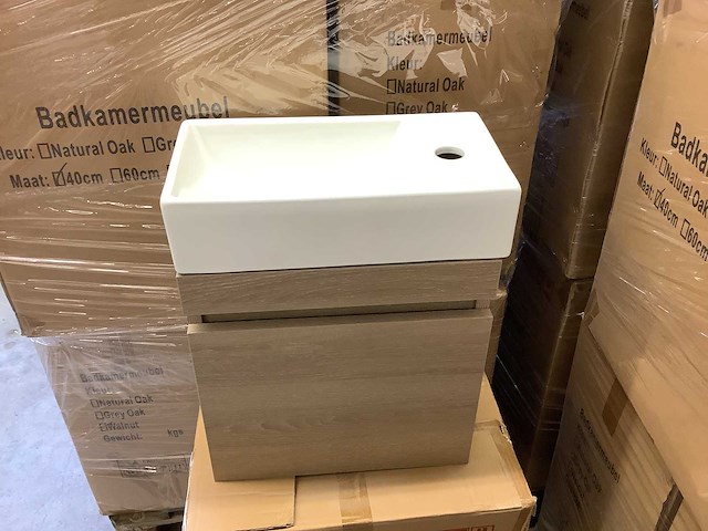 Karo - fontein + meubel walnut 40 cm - afbeelding 2 van  6