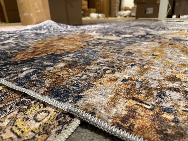 Karpet, meerkleurig - afbeelding 1 van  4