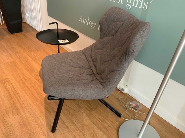 Kartell fauteuil, bijzettafel en lamp - afbeelding 10 van  15