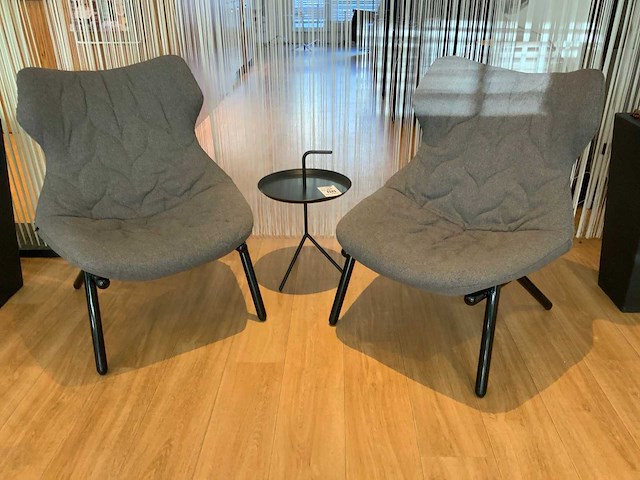 Kartell fauteuil en bijzettafel (2x) - afbeelding 1 van  7