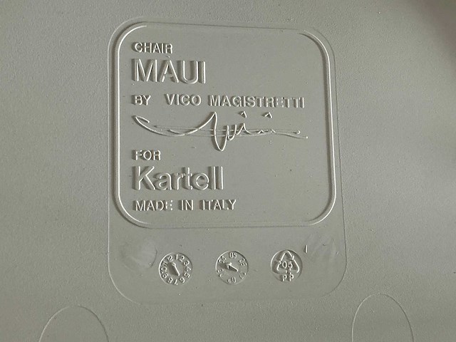Kartell maui wachtkamerstoel en tafel - afbeelding 6 van  6