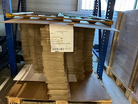 Karton - afbeelding 20 van  23