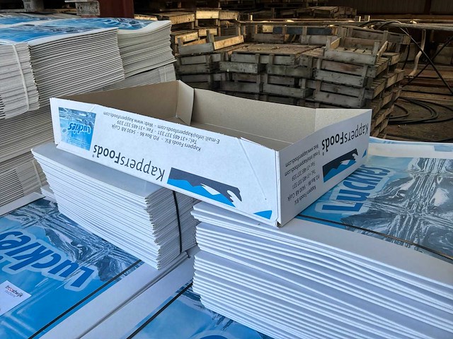 Kartonnen deksel (3360x) - afbeelding 1 van  1