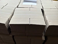 Kartonnen doos (194 x 154 x 148 mm) (720x) - afbeelding 3 van  4
