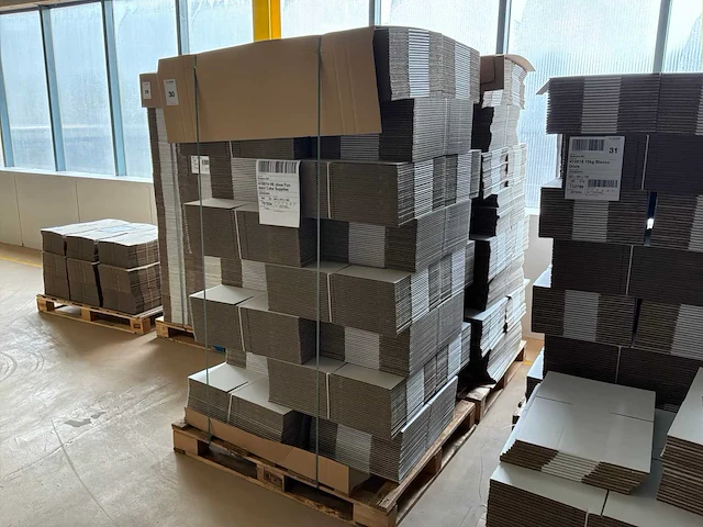 Kartonnen doos (345 x 275 x 160 mm) (1190x) - afbeelding 1 van  2