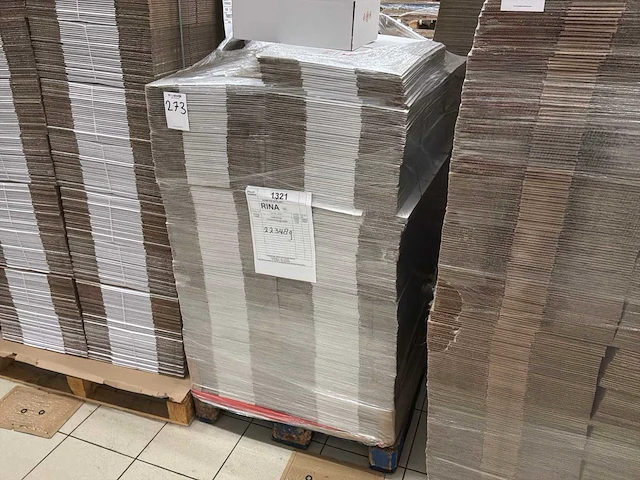 Kartonnen doos (365 x 240 x 155 mm) (1100x) - afbeelding 3 van  3