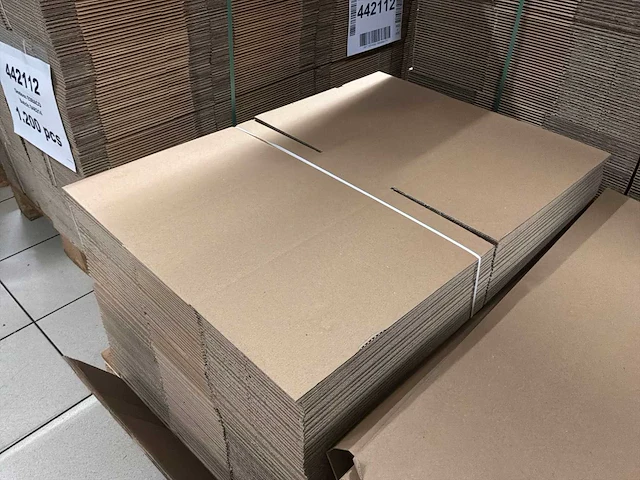 Kartonnen doos (400 x 400 x 174 mm) (600x) - afbeelding 1 van  4